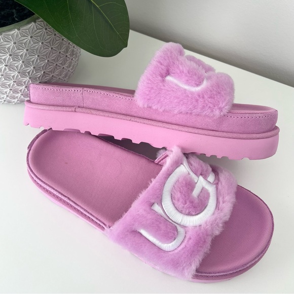 UGG Fur Slide Sandals - Picture 5 of 10